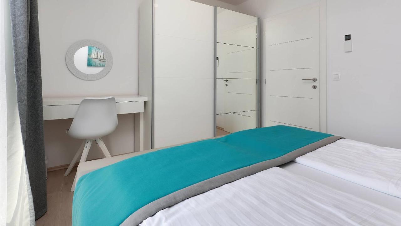 Apartmani "Villa Barbara" โนวาลยา ภายนอก รูปภาพ