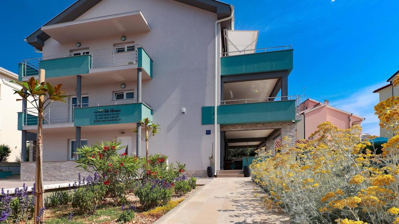 Apartmani "Villa Barbara" โนวาลยา ภายนอก รูปภาพ