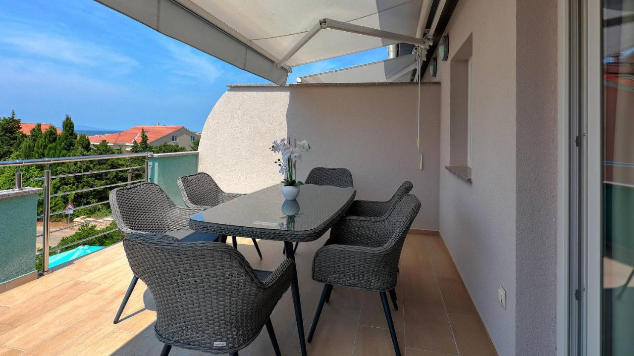 Apartmani "Villa Barbara" โนวาลยา ภายนอก รูปภาพ
